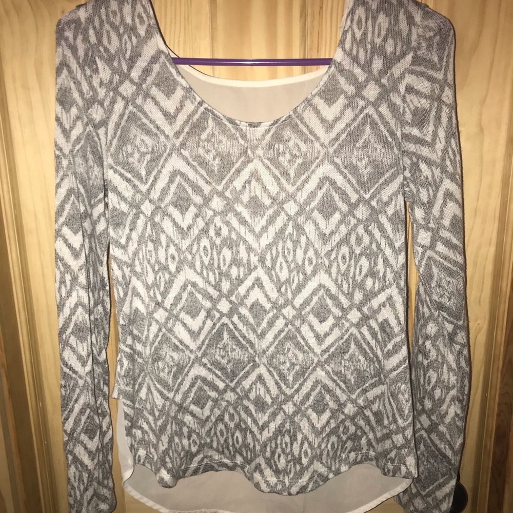 Long sleeve top
